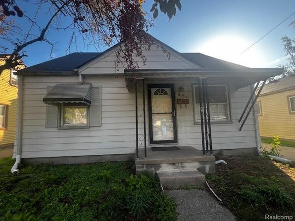 4957 Polk St