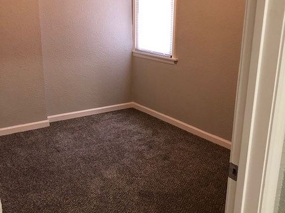 5th image of 1501 Francis St #D