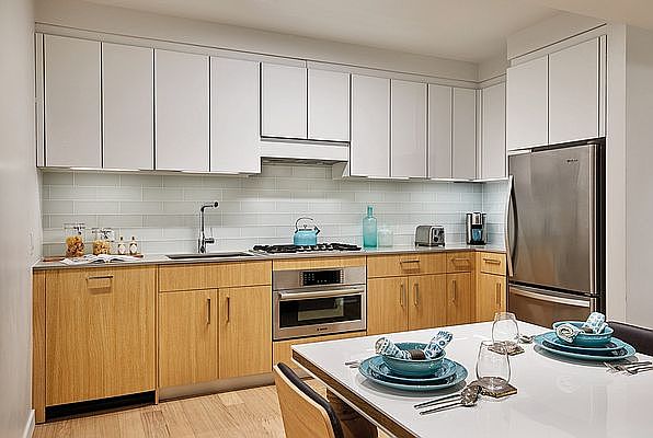 1st image of 10 Halletts Poin APT 802