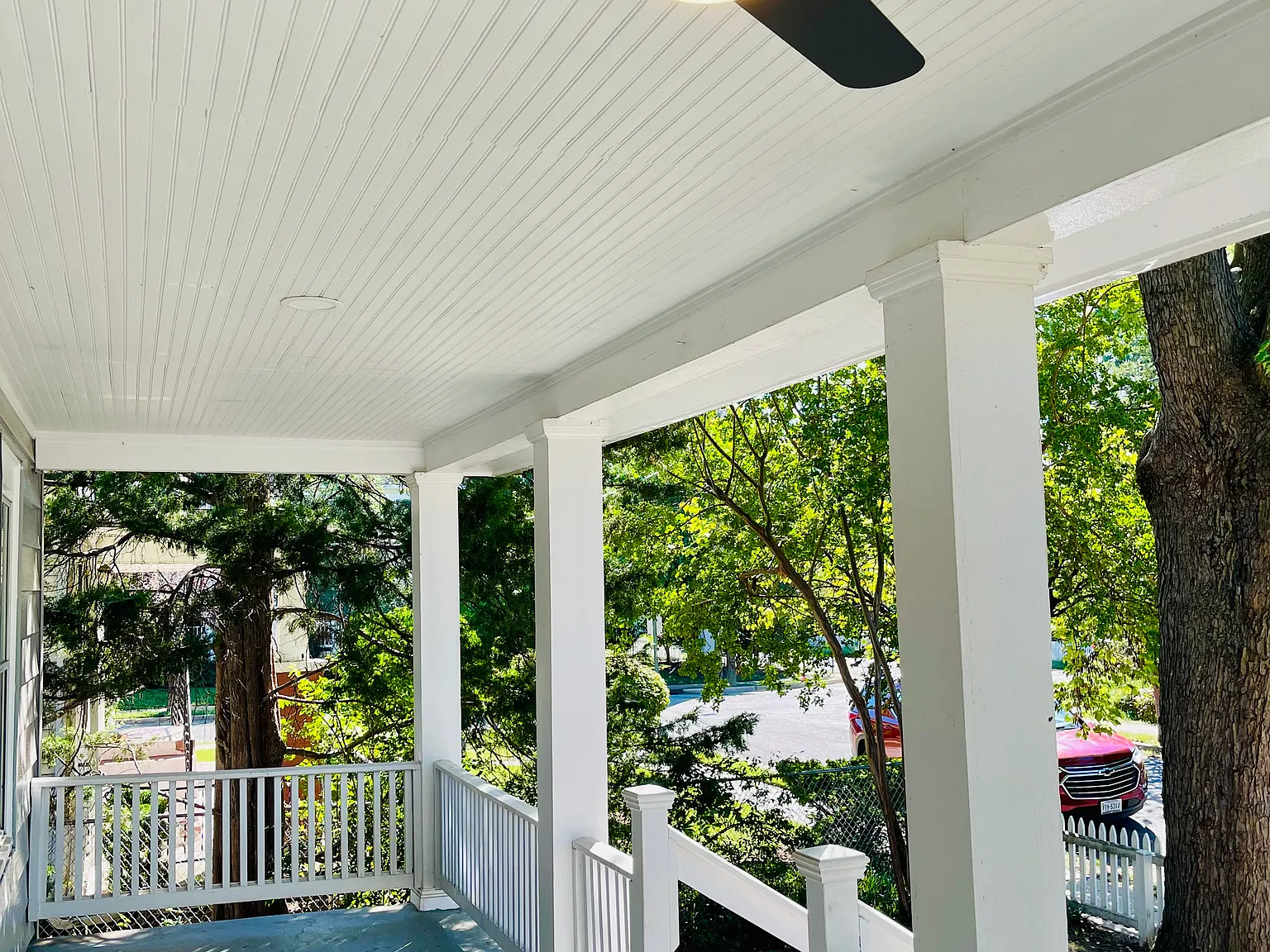 3 bed, 1.5 bath, 1147 sqft, $5,000 — Photo 4
