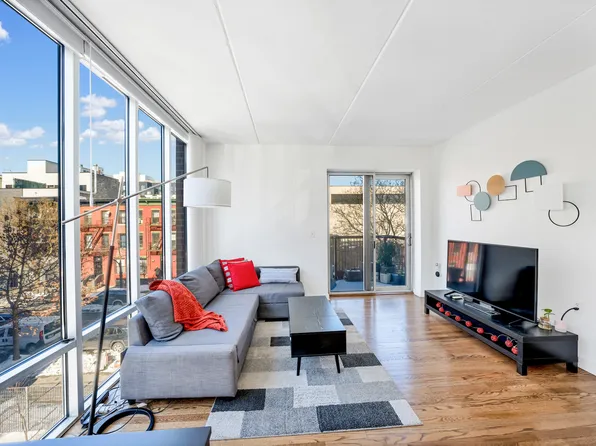 892 Bergen Street image 1 of 7