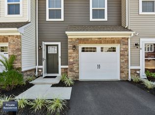 17 Athens Way #17, Cliffwood, NJ 07721