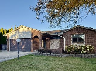 44340 Thunder Bay Dr, Clinton Township, MI 48038