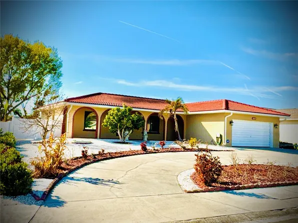 6512 Manila Palm Way, Apollo Beach, FL 33572