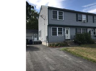 5 Caryn Dr #1, Saco, ME 04072
