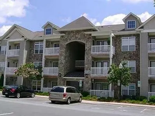 923 Windcastle Ln Unit 110, Winston Salem, NC 27105