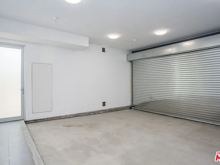 1217 Cabrillo Ave — Photo 39
