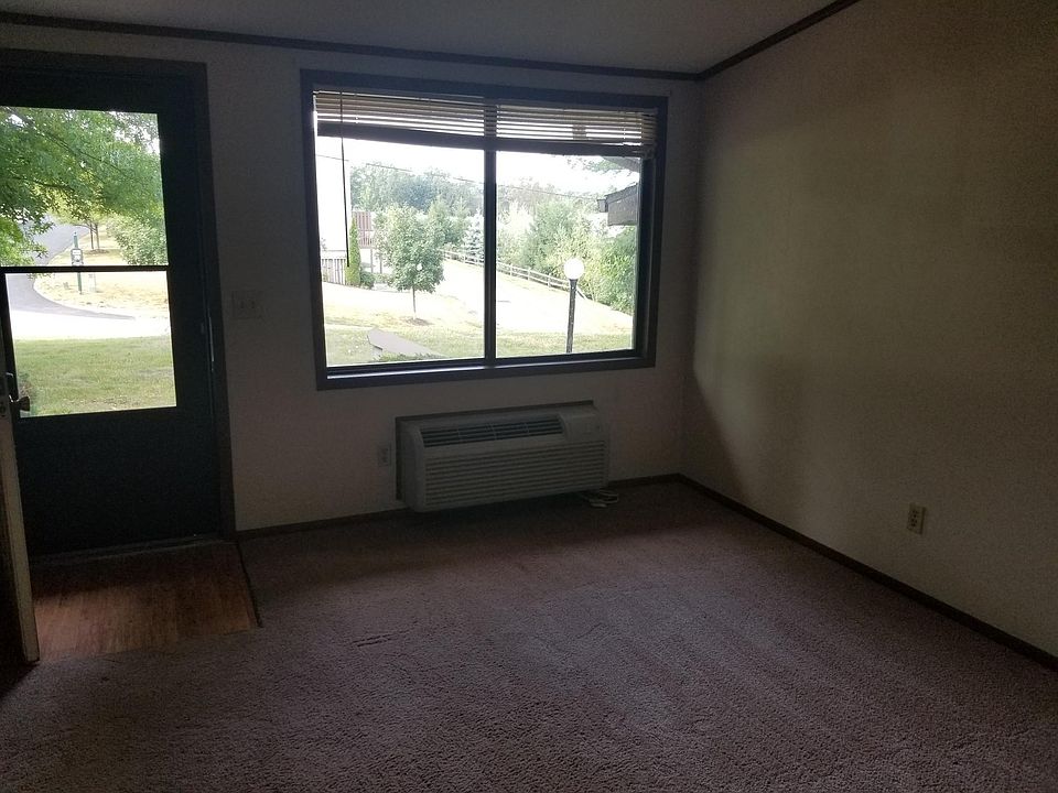 2nd image of 603 Sherbrook Ct