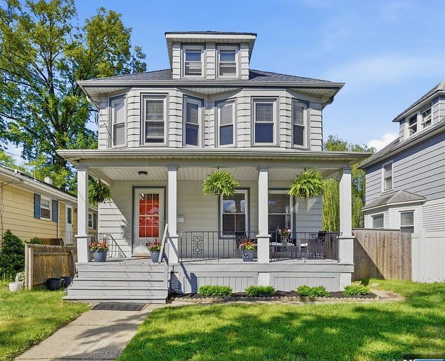 1st image of 42 Spring Valley Avenue