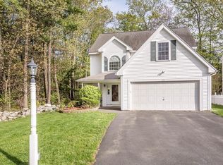 171 Orchard St, Tewksbury, MA 01876