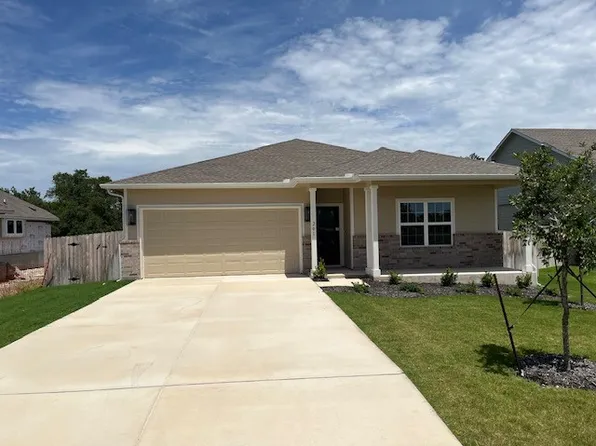 201 Lucky Ave, Bertram, TX 78605