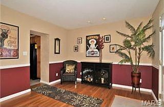 5th image of 9329 Aster Ave