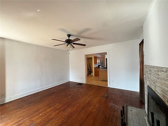 5th image of 1304 W Riverview Ave