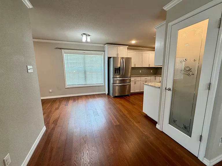 2120 Garner Ln — Photo 7