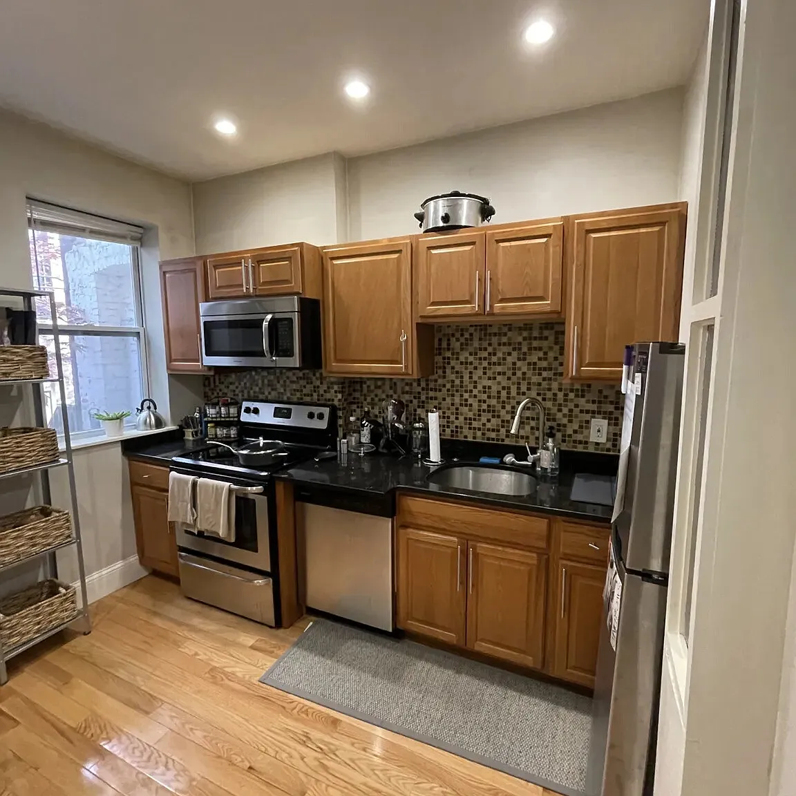 1 bed, 9999 sqft, $2,950 — Photo 1