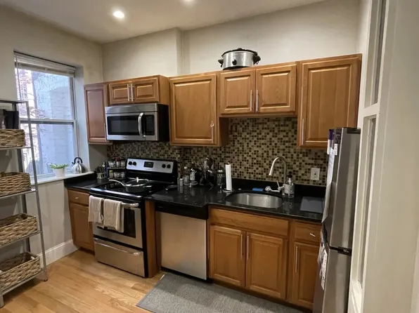 52 Joy St #1RB, Boston, MA 02114