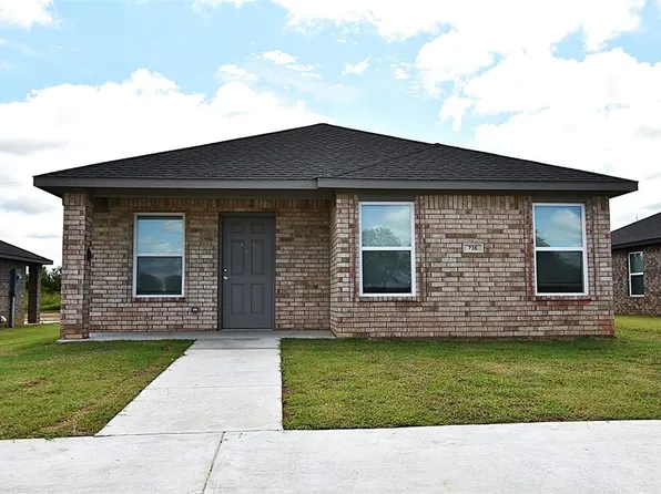 736 Elm St, Seminole, OK 74868