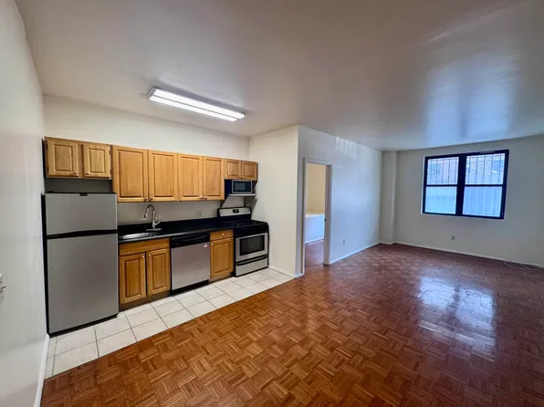 333 East 108th Street image 1 of 11