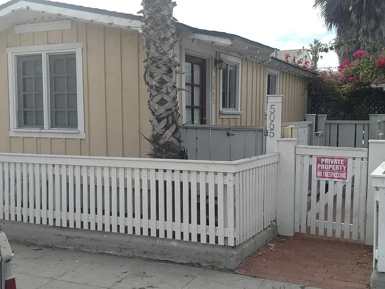 5065 Brighton Ave #COTTAGE — Photo 1