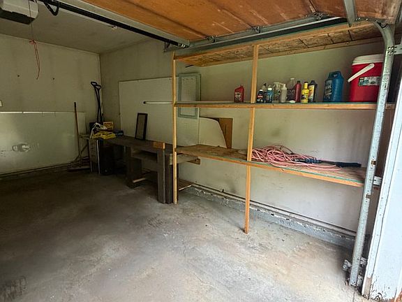 5th image of 2641 Silver St