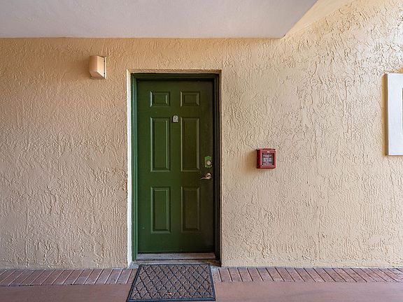 4th image of 160 Yacht Club Way APT 109