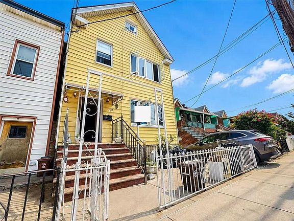 2nd image of 13 Bay 38th St