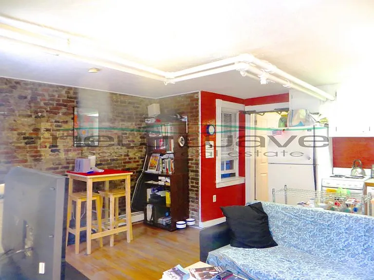 123 Myrtle St #2 — Photo 6