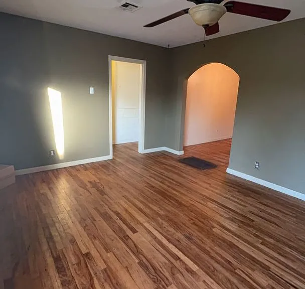 1705 E Randolph Ave — Photo 9