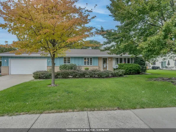 934 Nicolet Ave, Oshkosh, WI 54901