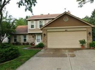 850 Highland Grove Dr, Buffalo Grove, IL