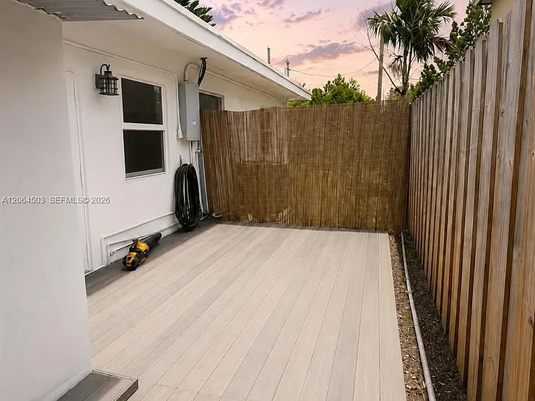 11100 NE 12th Ave — Photo 1