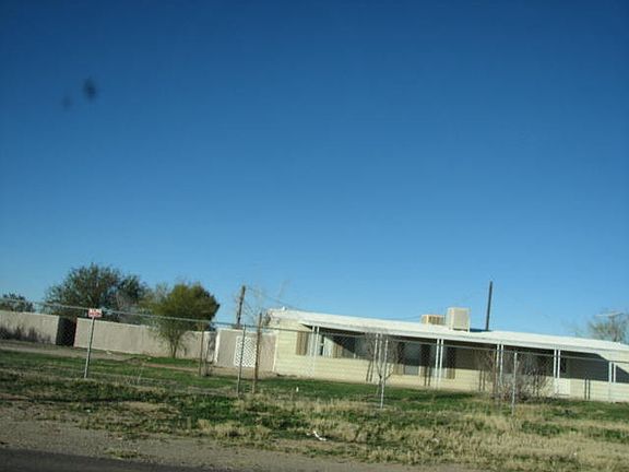 3rd image of 49868 W Mayer Blvd