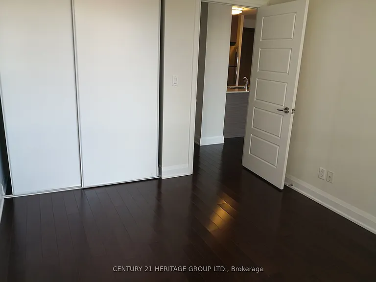 1 Uptown Dr #605 — Photo 4