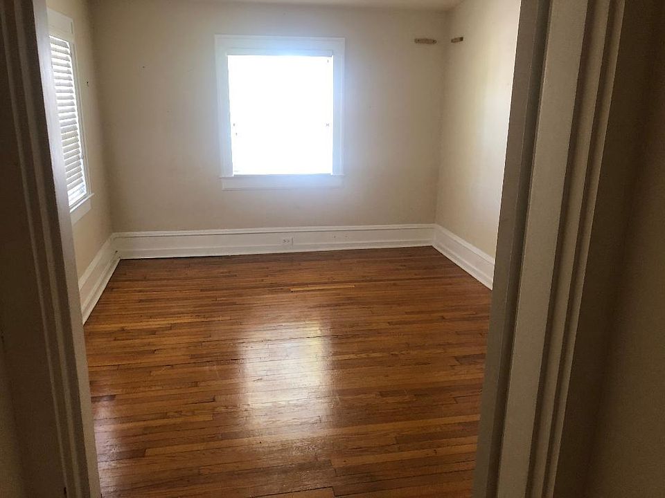 1st image of 2070 McGregor Blvd #C