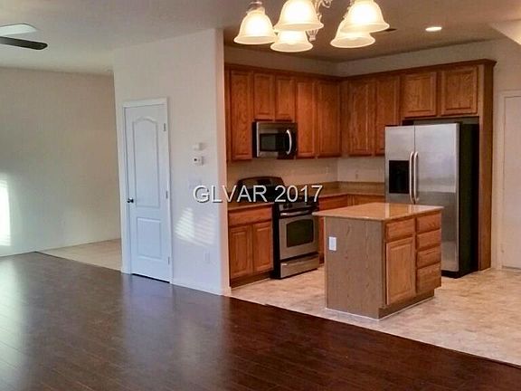 5th image of 8149 Satin Carnation Ln