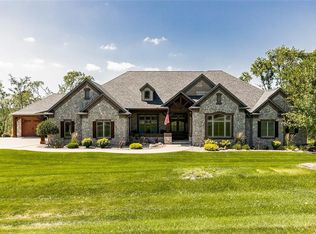2601 Deer Lane Rd, Marion, IA 52302