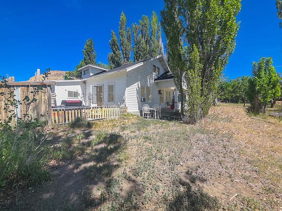 4th image of 303 N 200 W