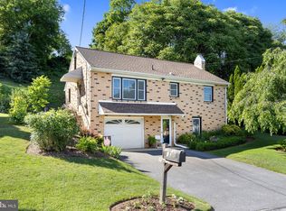 138 Pine St, Glen Rock, PA 17327