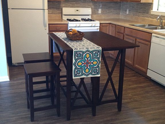 Pub Table extended