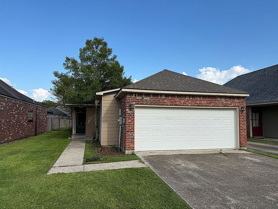 2nd image of 5525 Ducros Dr