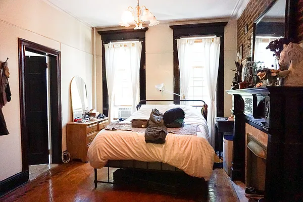 Rented by Delta Commercial Real Estate | media 8