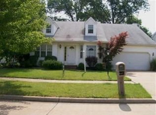 5955 Ravine Blvd, Parma, OH 44134