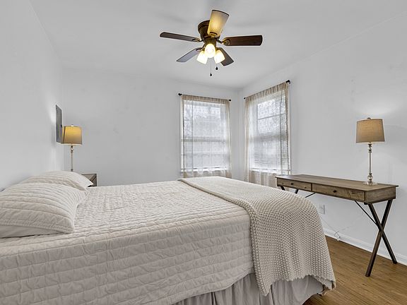 4th image of 305B Connell St