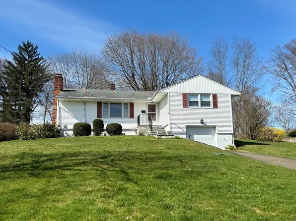20 Meadowbrook Road, Danbury, CT 06811