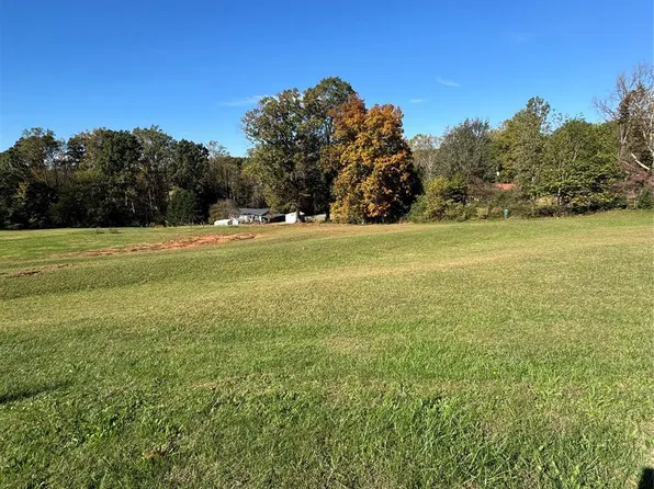 1416 Mays Chapel Church Rd #2, Newton, NC 28658