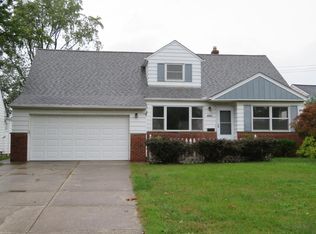 4983 Emmet Rd, Lyndhurst, OH 44124