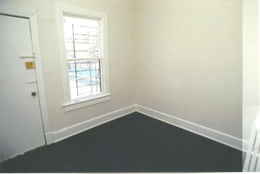 Master Bedroom (Unit 2)
