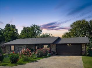 700 Betty St, Springdale, AR 72762