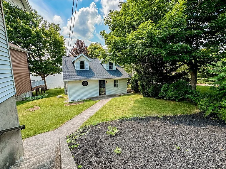 340 Poplar Bch — Photo 40