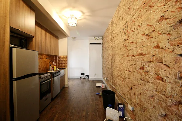 Rented by Hagstrom Management Inc | media 3